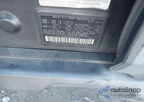 2011 Subaru Outback 3.6R Limited z USA, uszkodzony, nr VIN 4S4BRDLC6B2432168